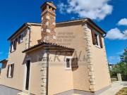 Casa - Parenzo (02751)